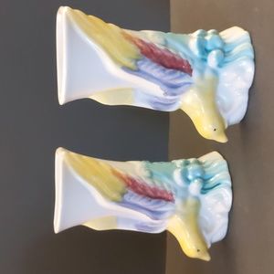 Vintage Set of 2 Ceramic Tropical Bird/ Wall Pocket Vases
